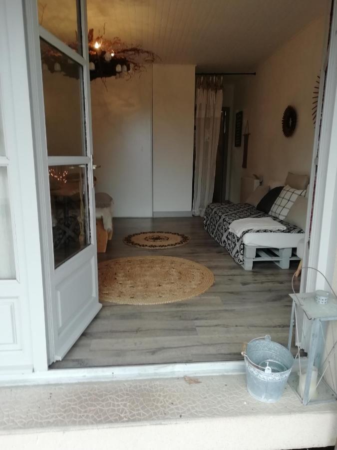 Chambre d'hôtes indépendante à la campagne Saint-Just-le-Martel Extérieur photo